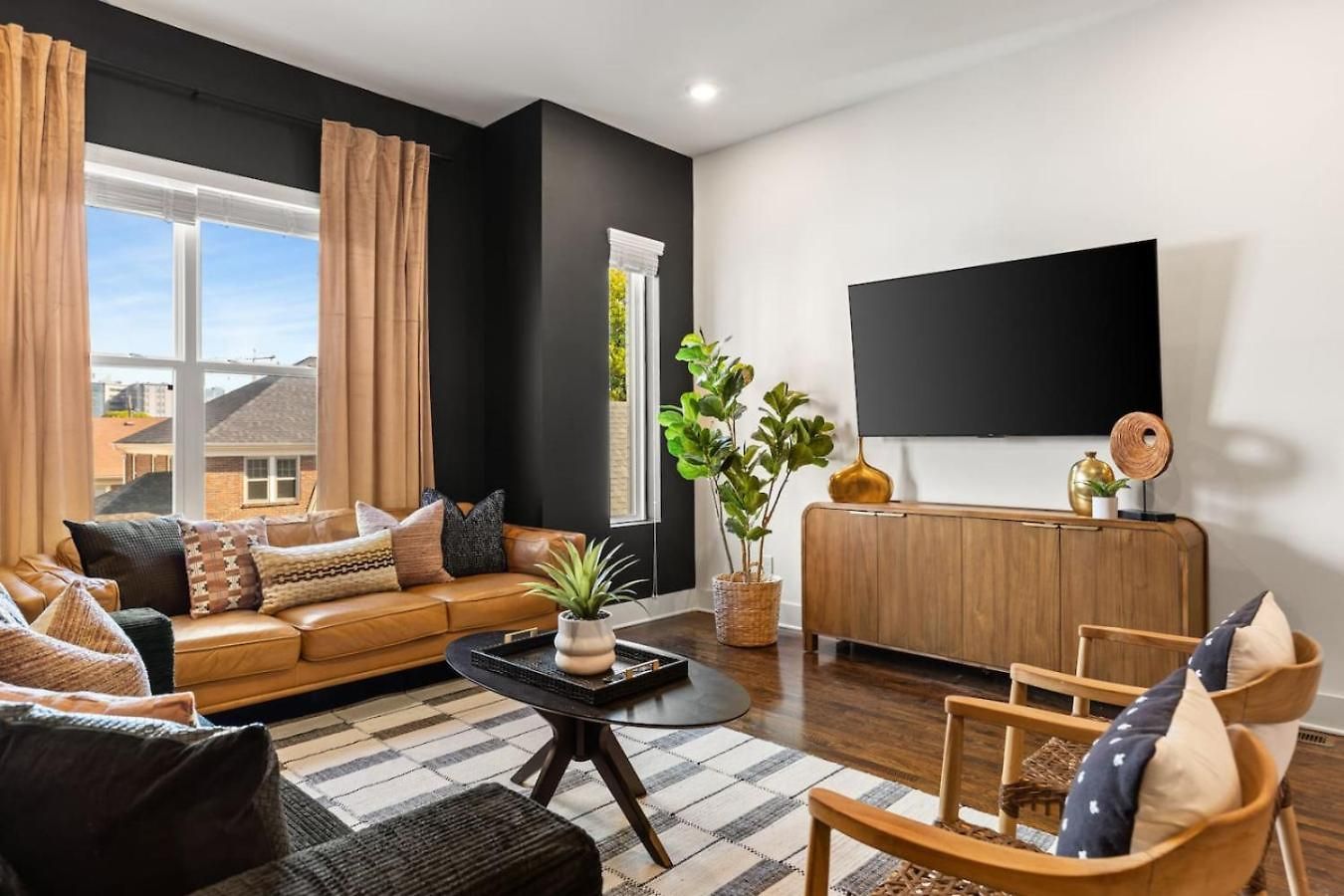 Private Rooftop Near Vanderbilt Only 2 Miles From Downtown Holiday home