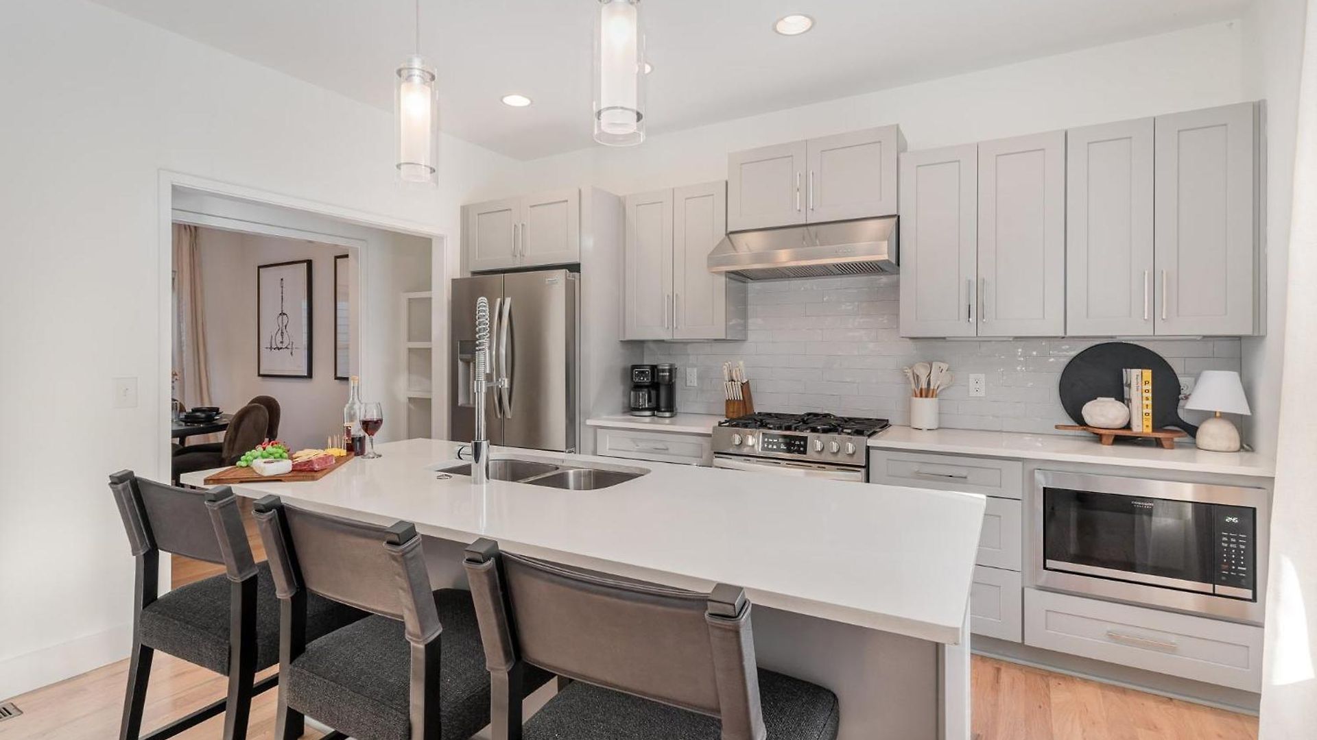 - 405 Marshall St #3 * Nashville