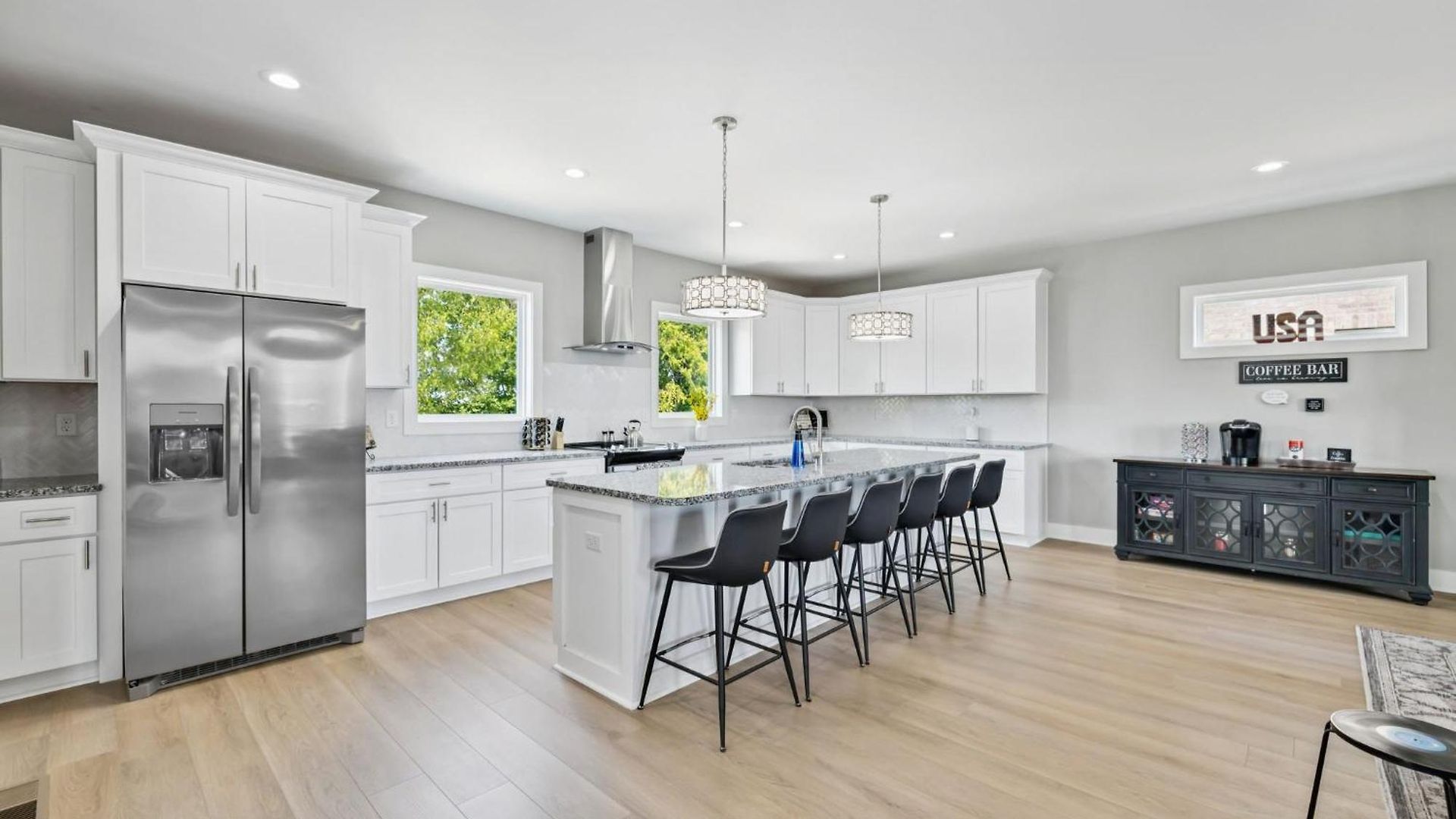 Friends In Skyline Places, 10 Min To Broadway, Perfect For Groups *