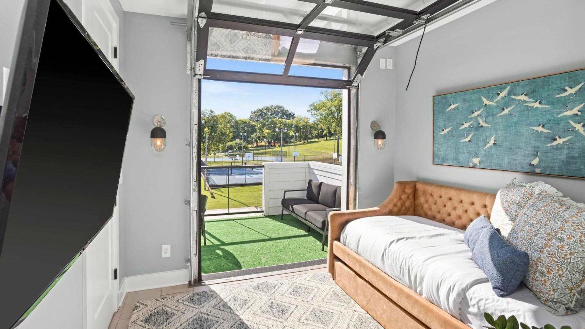 2 Adjacent Gem Great For Big Groups 8th Ave S Nashville