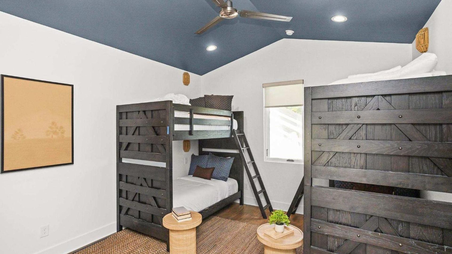 2 Adjacent Gem Great For Big Groups 8th Ave S Holiday home