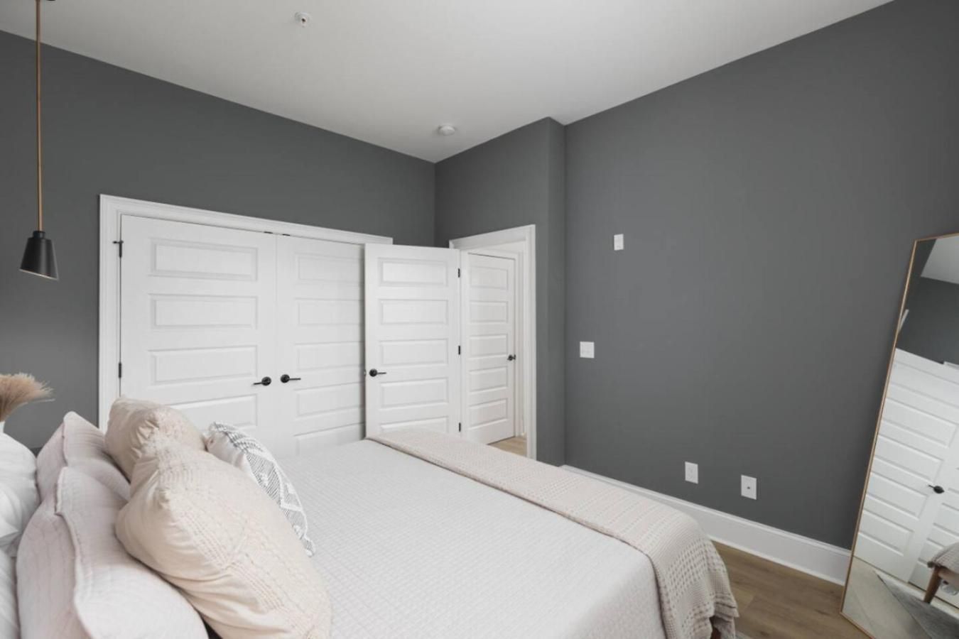 Holiday home Sleeps 20 Three Side By Side 10 Minutes To Broadway