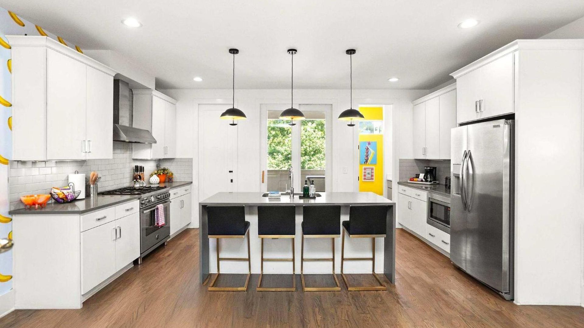Holiday home 2 Adjacent Gem Great For Big Groups 8th Ave S