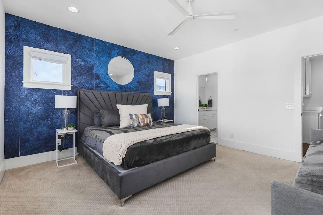 Two Neighboring Homes Sleeps 24 Walk To 12 South Holiday home
