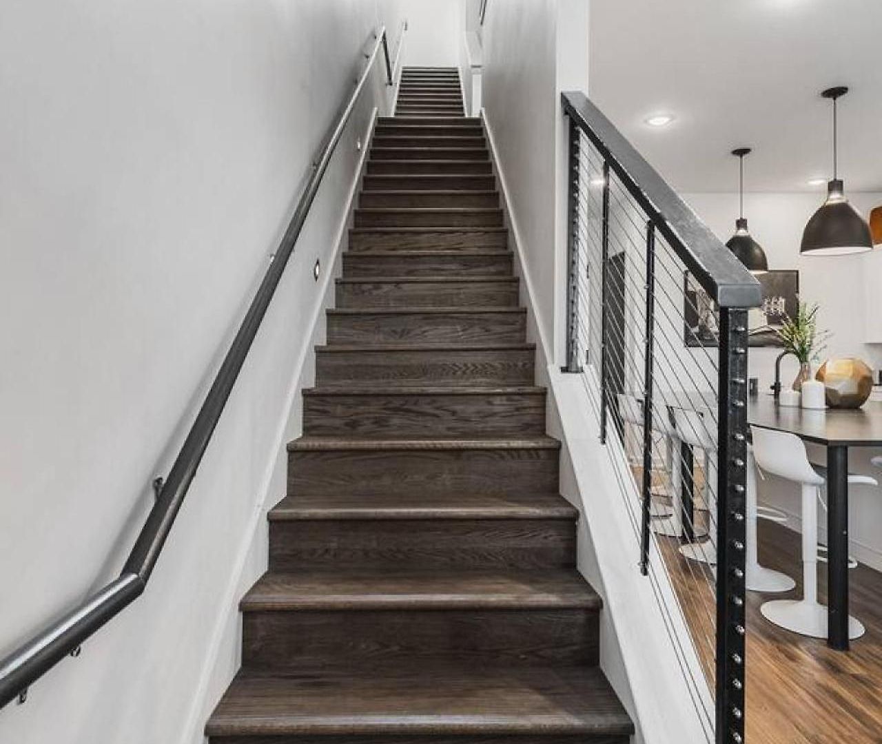 Two Adjacent Homes Sleeps 24 Only 3 Miles To Broadway Nashville
