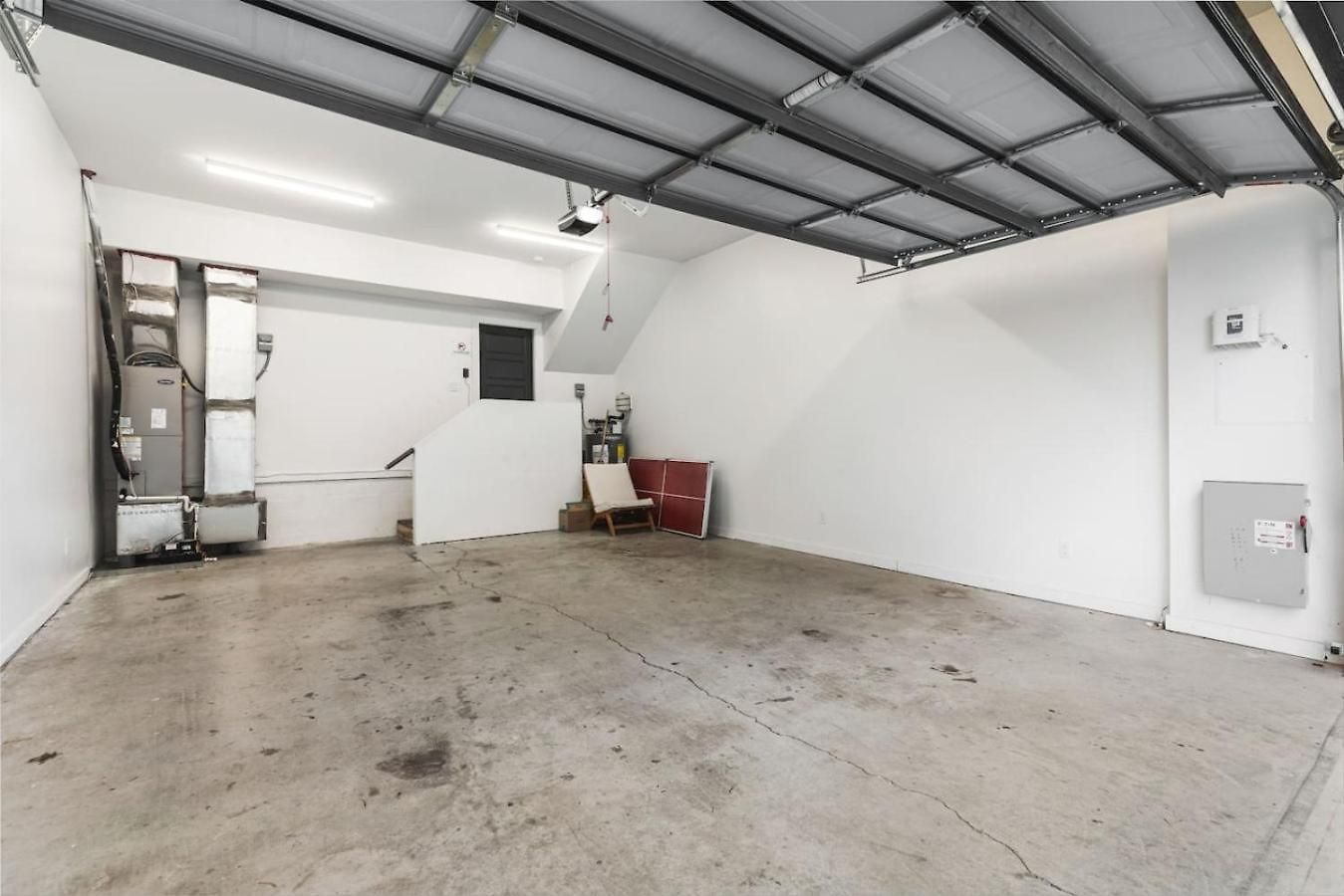 Two Adjacent Homes Sleeps 24 Only 3 Miles To Broadway Nashville