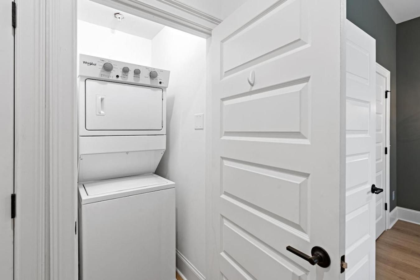 Holiday home Sleeps 20 Three Side By Side 10 Minutes To Broadway Nashville