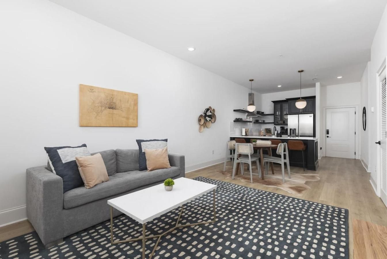 Only 3 Miles From Broadway Sleeps 16 Two Side By Side Nashville