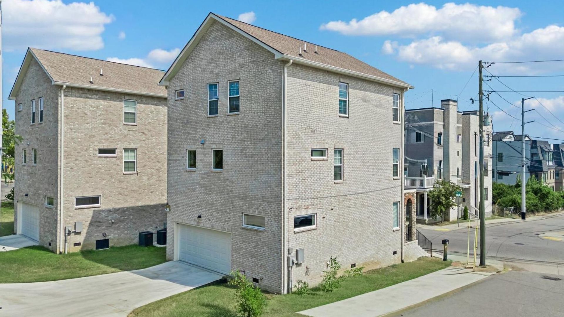 Friends In Skyline Places, 10 Min To Broadway, Perfect For Groups Nashville
