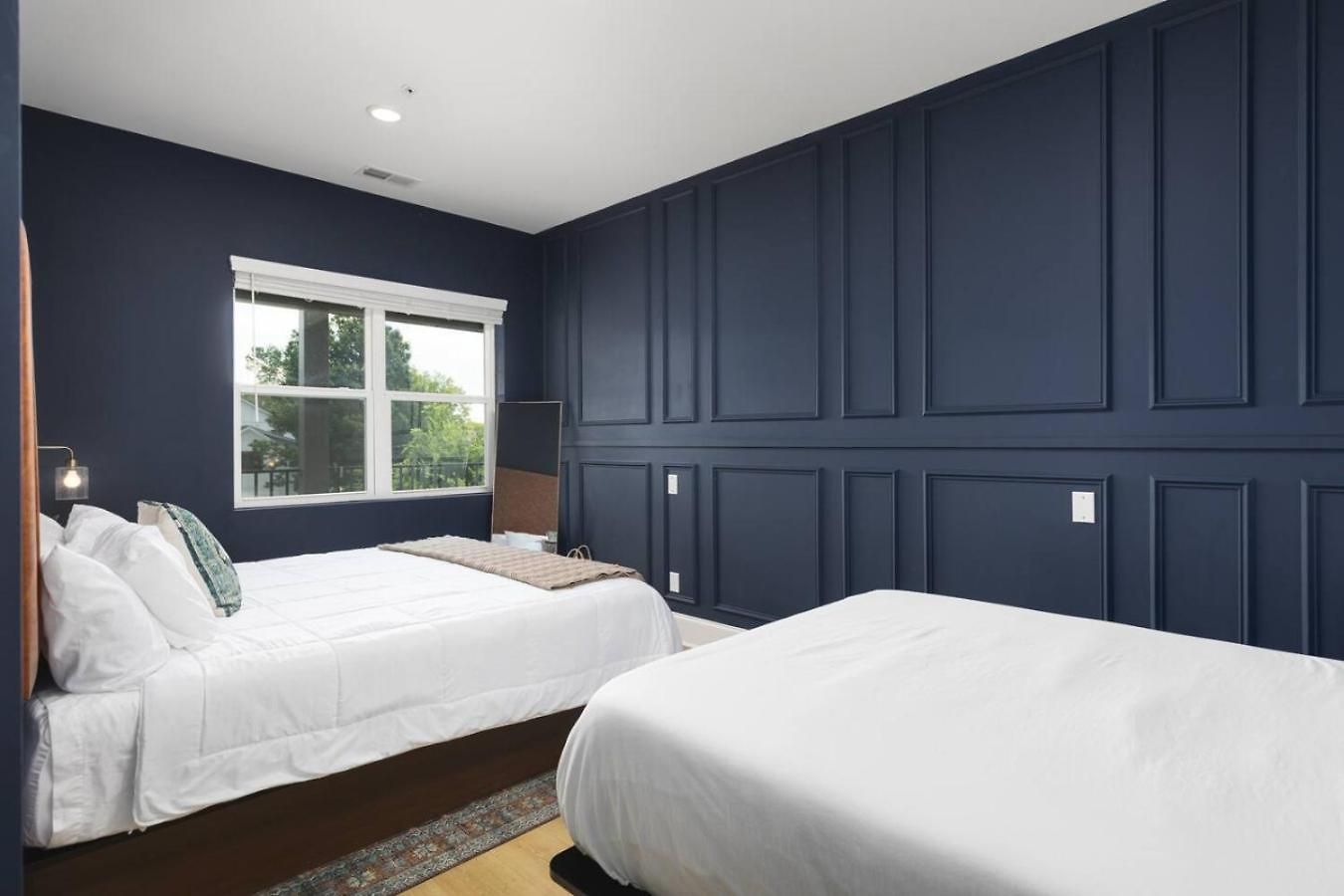 Sleeps 32 Only 10 Minutes To Broadway 4 Side By Side * Nashville