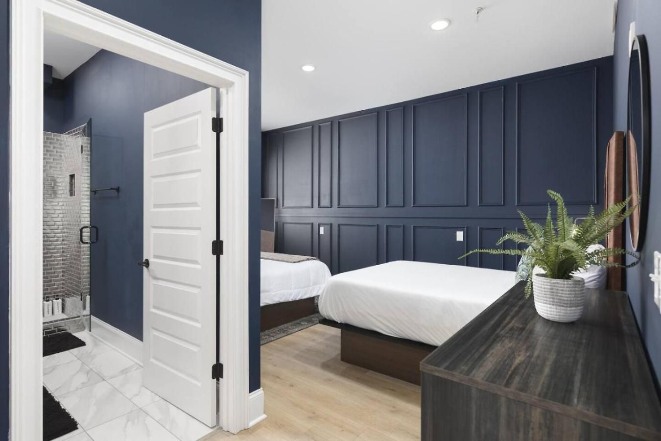 Sleeps 32 Only 10 Minutes To Broadway 4 Side By Side Nashville