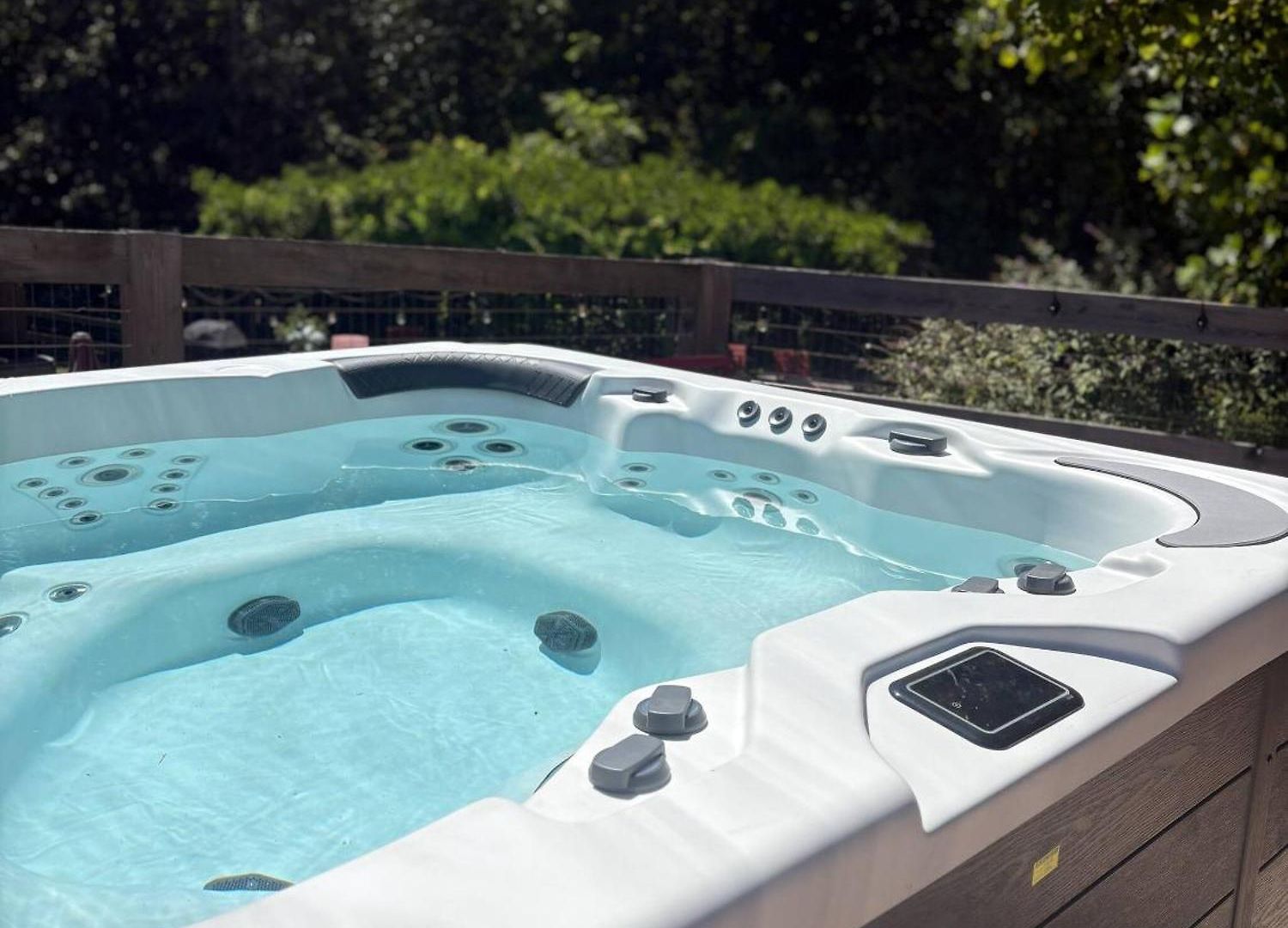 Retreat - Pool/hot Tub/karaoke/theatre + *