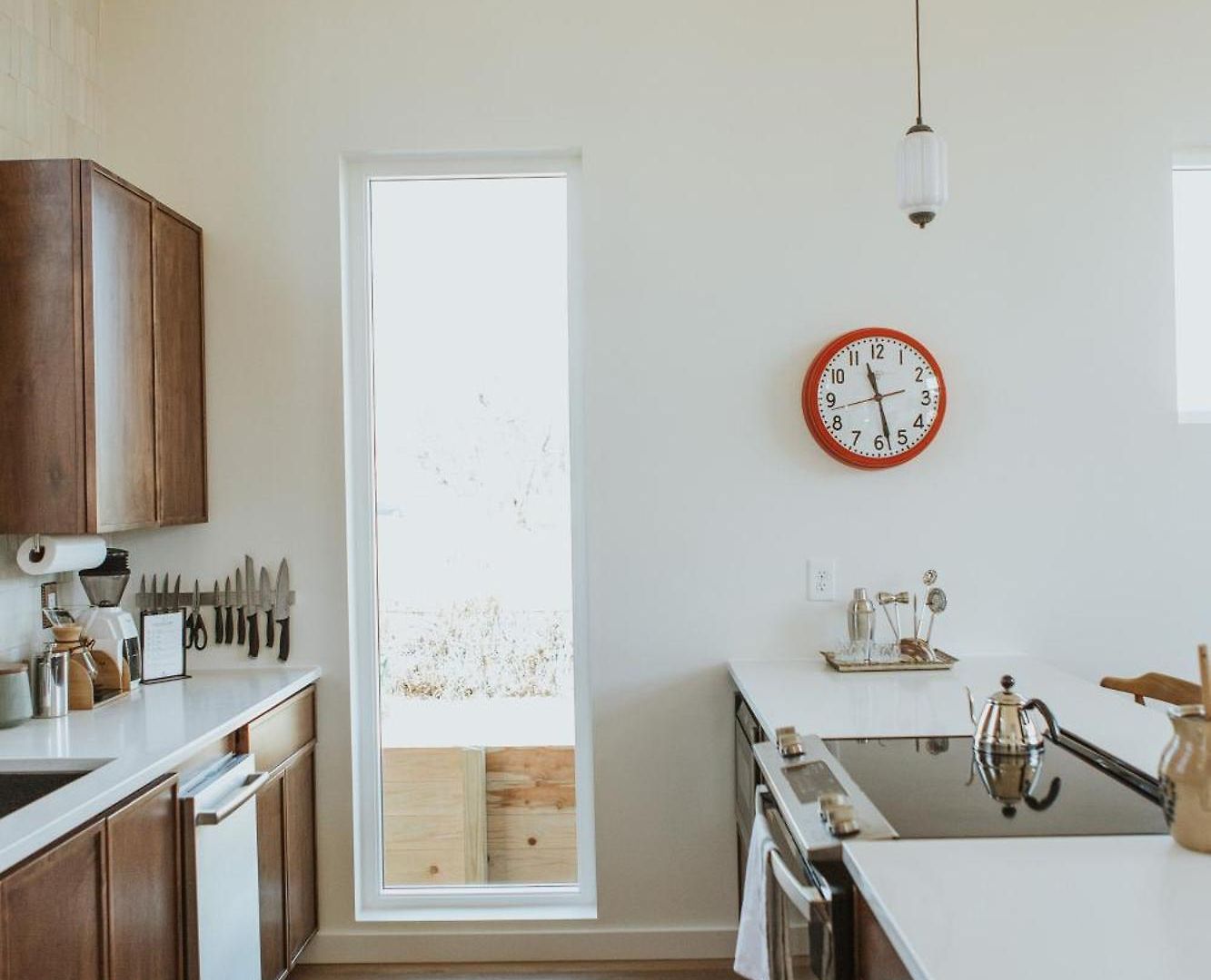 Storybook - Perfect For Couples And Solo Travelers Apartment