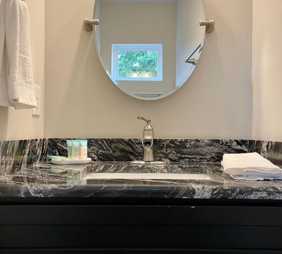 The Jefferson Weekend Haven Prime Location Nashville
