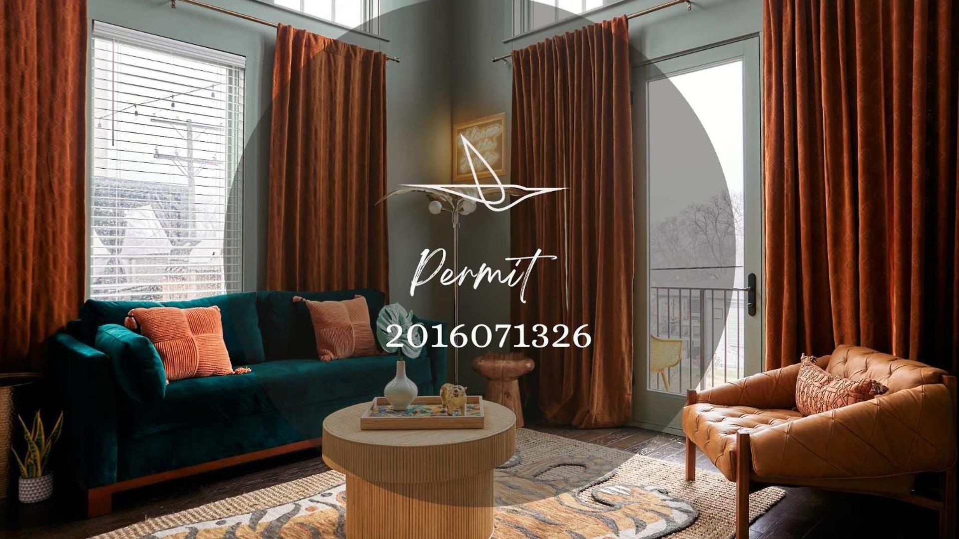 Upscale 12 South Penthouse With 2 Kings, Balcony 1 Of 7 Themed Lofts At Cowrite, Find Coffee And Tacos Downstairs, Complimentary Spin Class, Walk To Shopping In 12 South, 10 Minutes To Broadway, Parking, 24 Hr Hospitality * Nashville