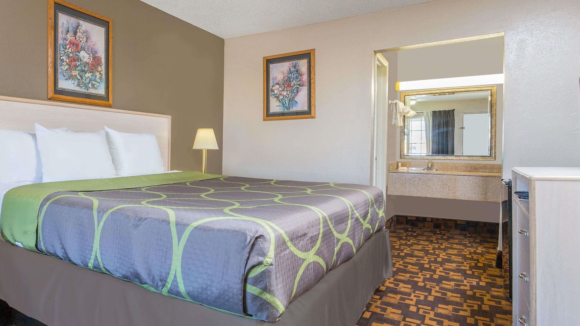 Super 8 By Wyndham Antioch/nashville South East
