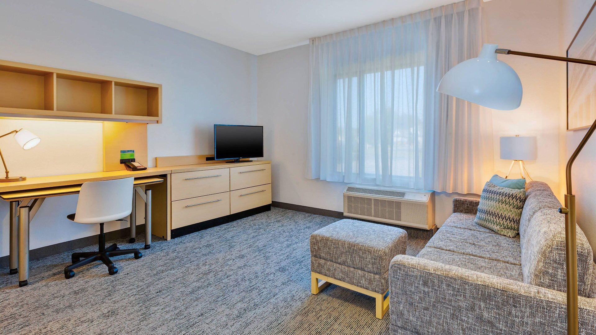 Towneplace By Marriott Airport Hotel 3*