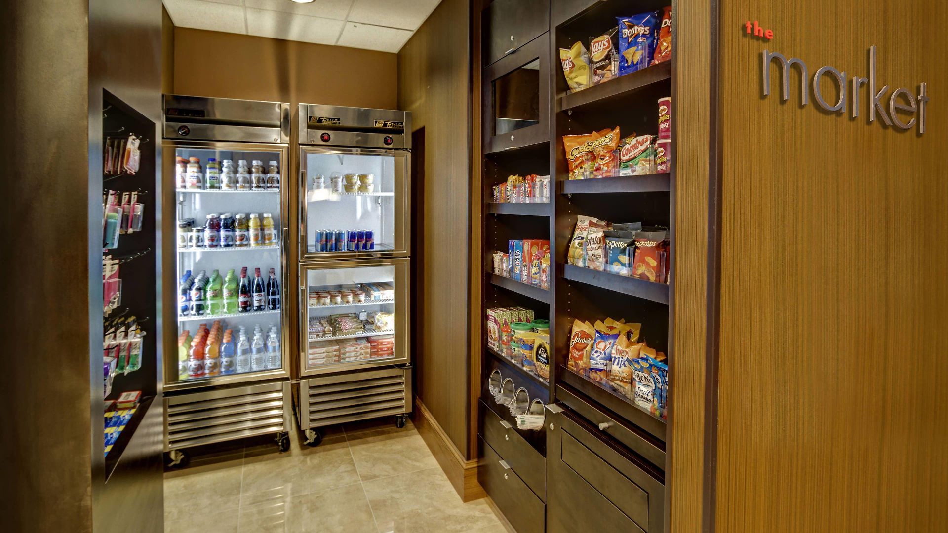 Courtyard By Marriott Hills 3*