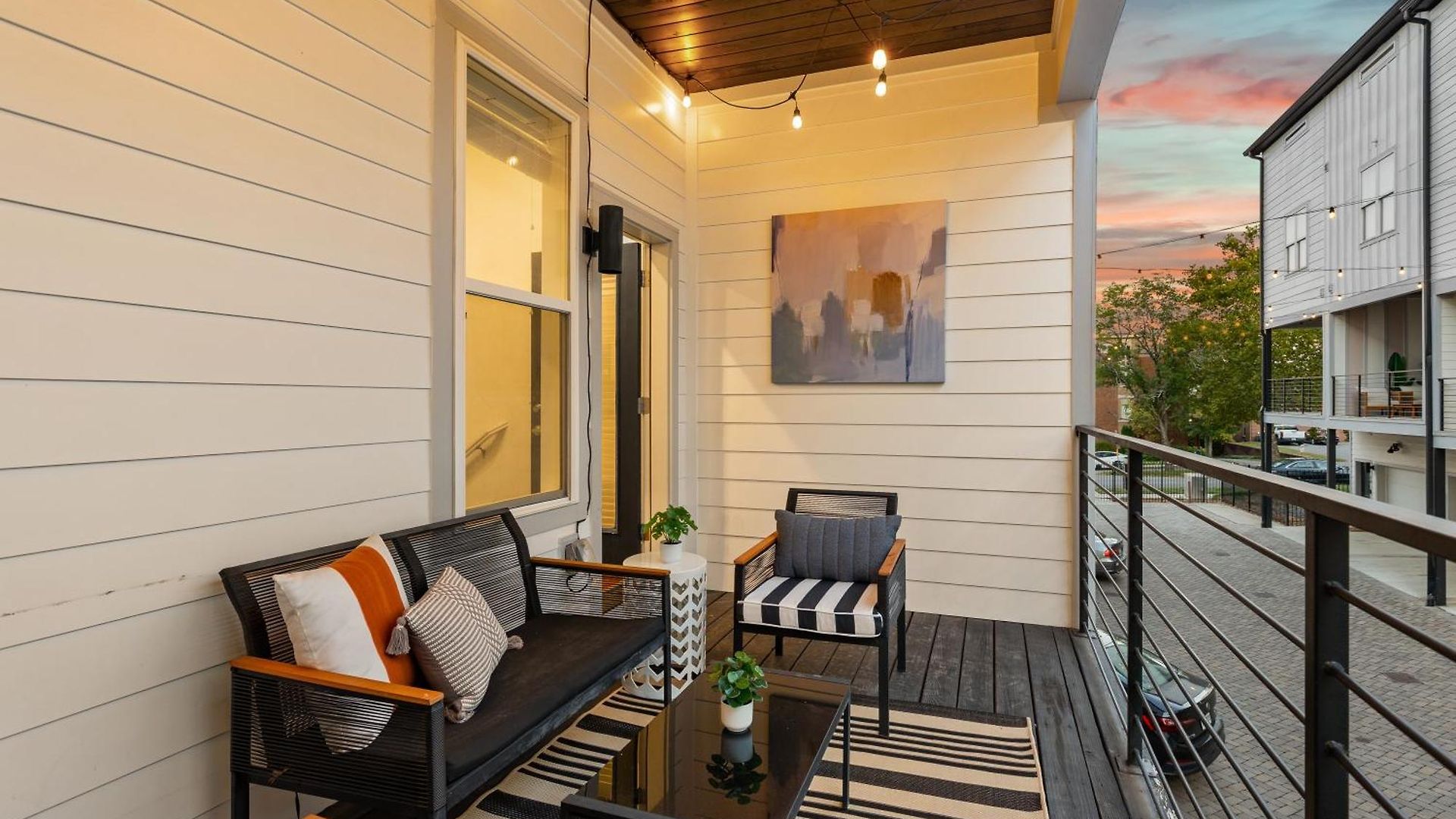 Private Rooftop Near Vanderbilt Only 2 Miles From Downtown Holiday home