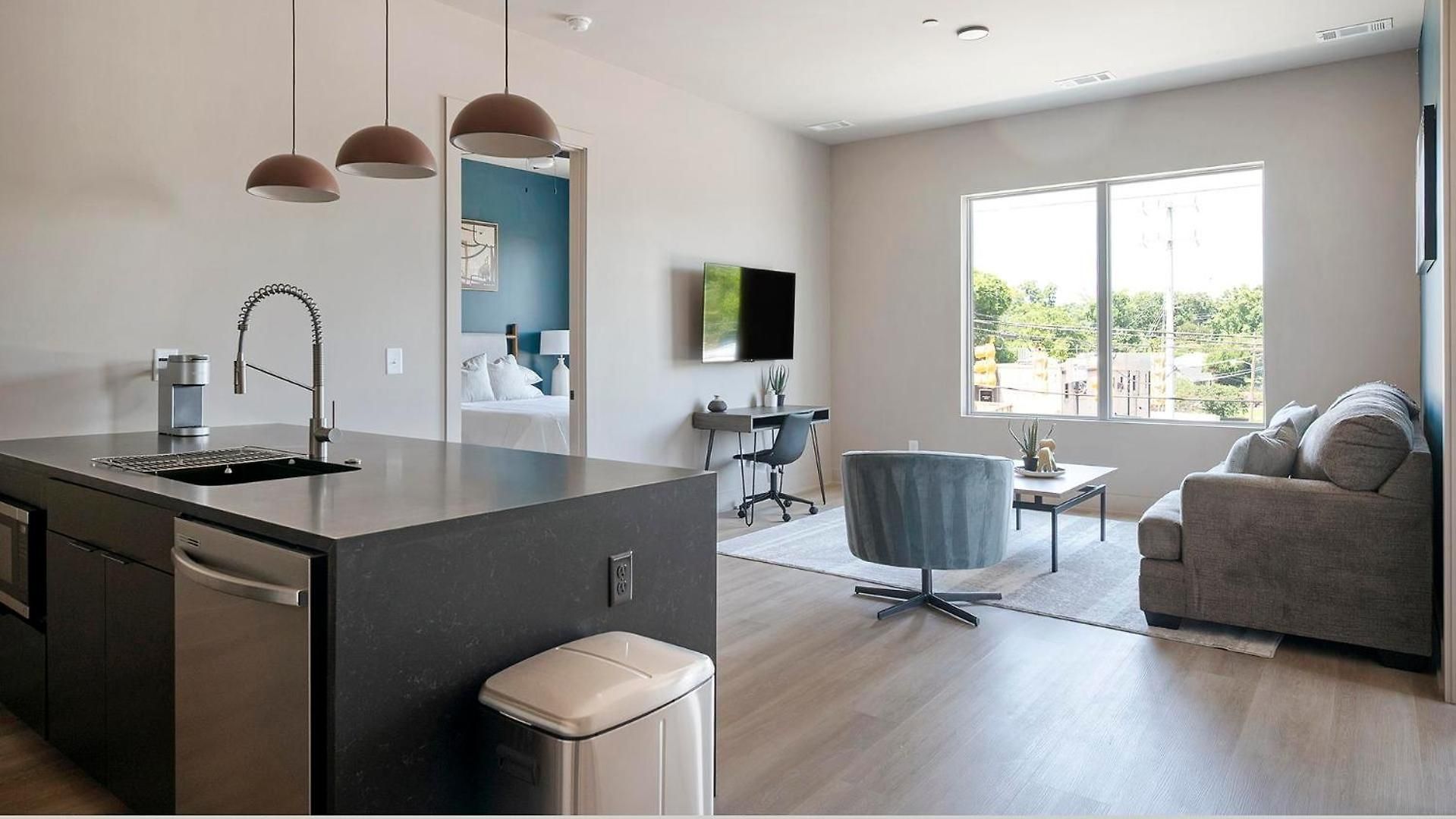 Landing - The Haysboro Apartment Nashville