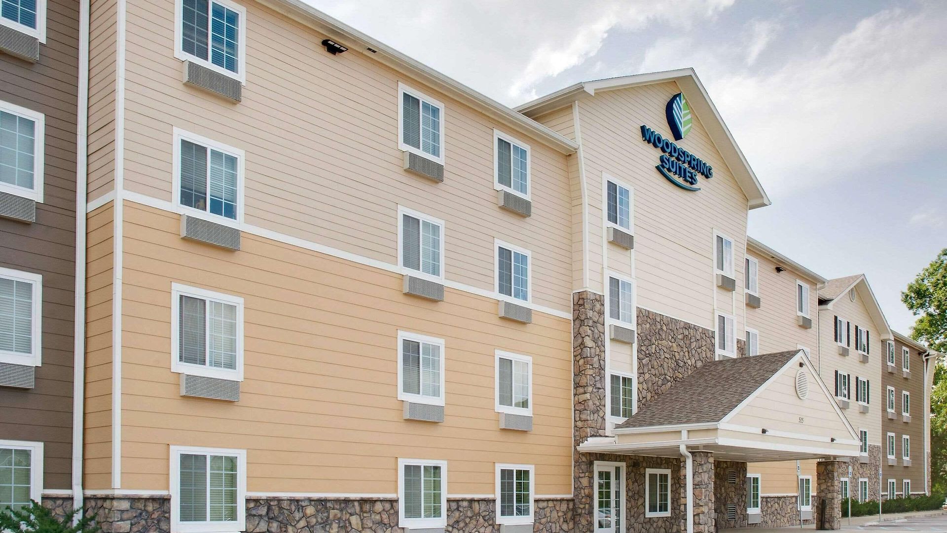 Woodspring Airport Hotel