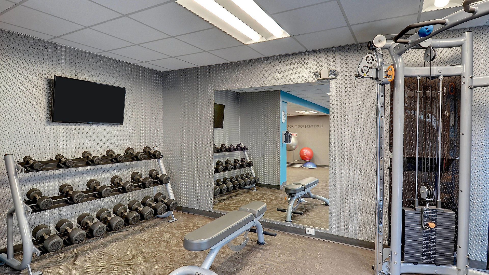Hotel Fairfield & By Marriott Downtown-metrocenter Nashville