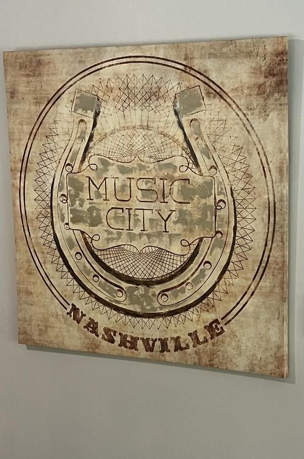 Holiday home Luxurious Downtown 2 Bedroom 2 Bath With Views 1m Nashville