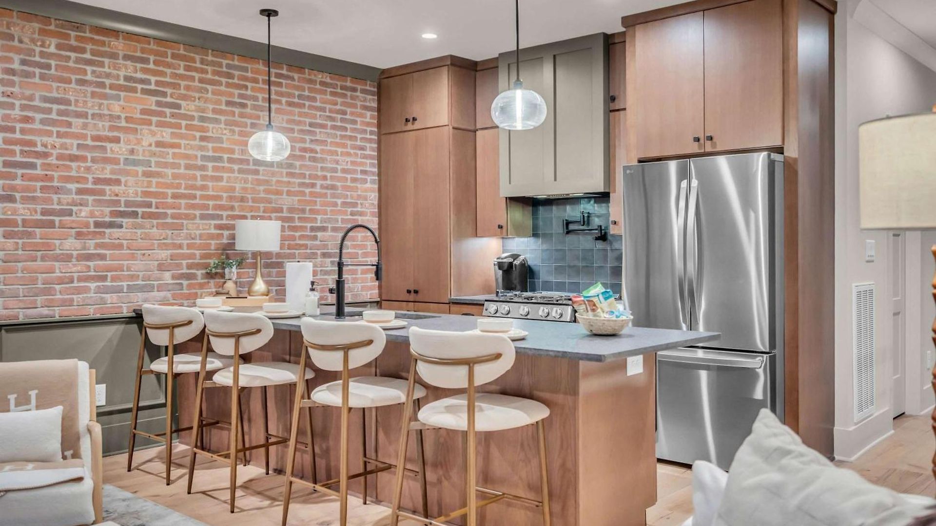 New Music Loft-style With Rooftop Views Nashville