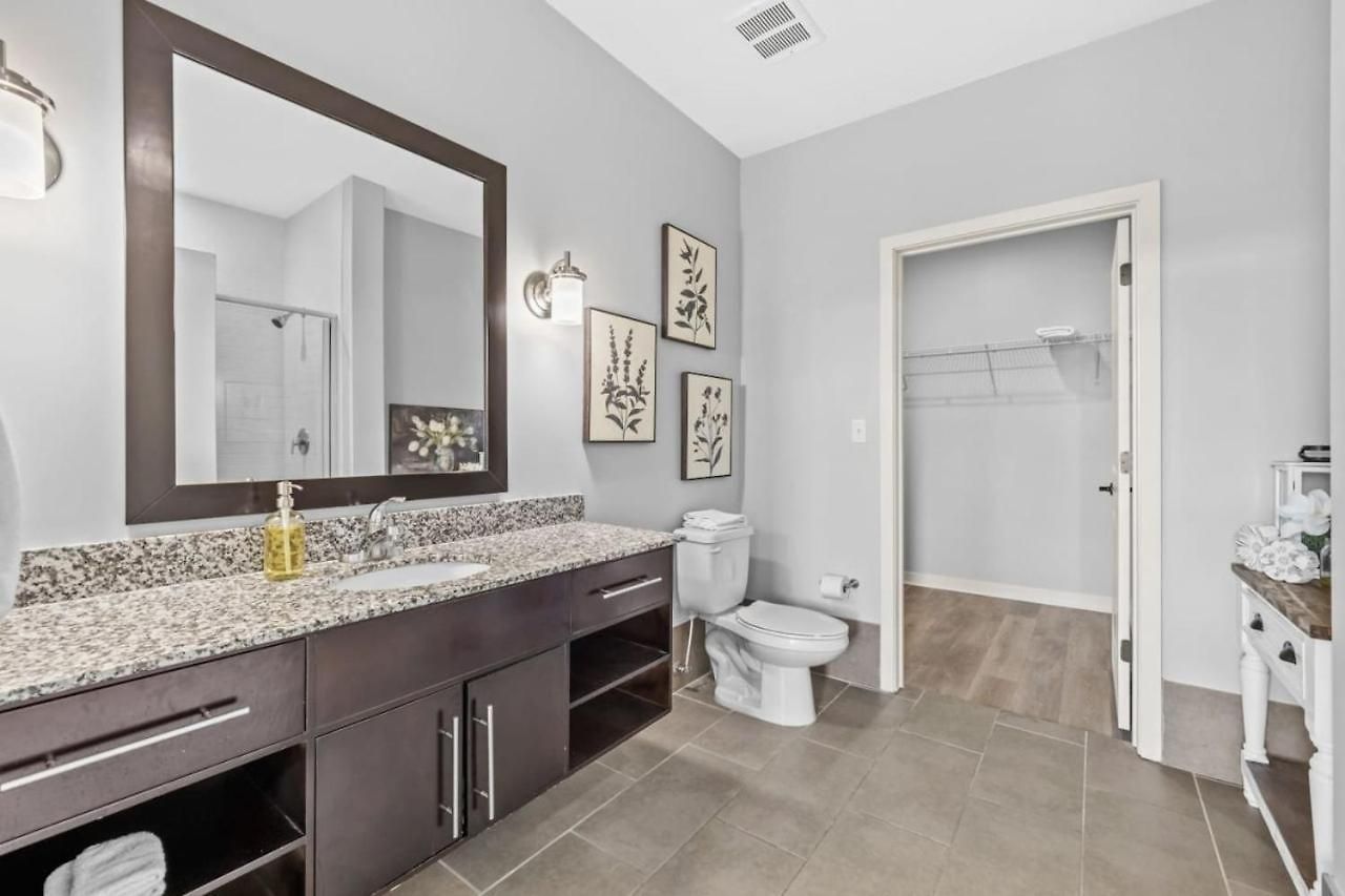 Cityview 402 Holiday home