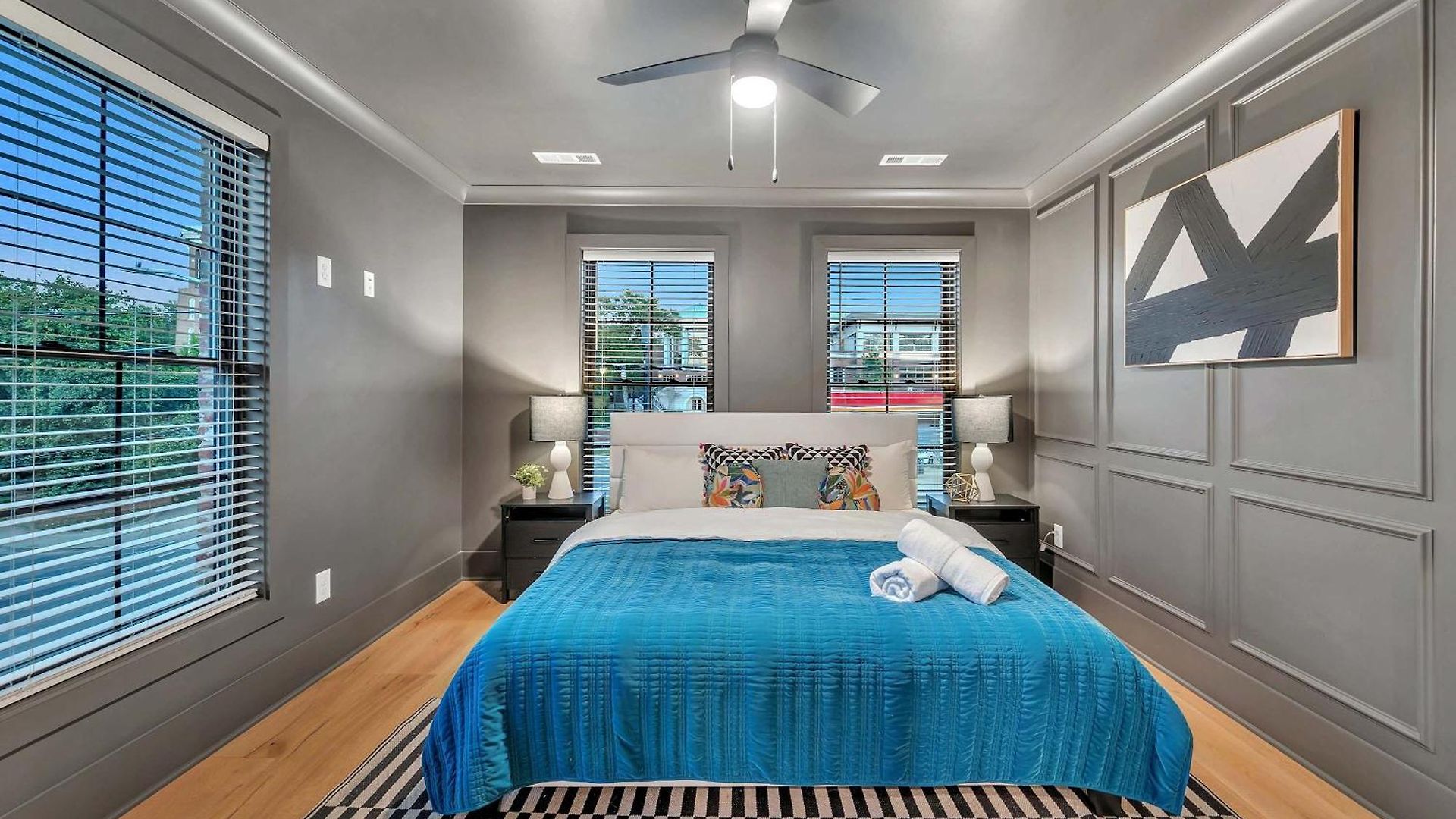 New Bright Modern Townhome With Rooftop & Garage * Nashville