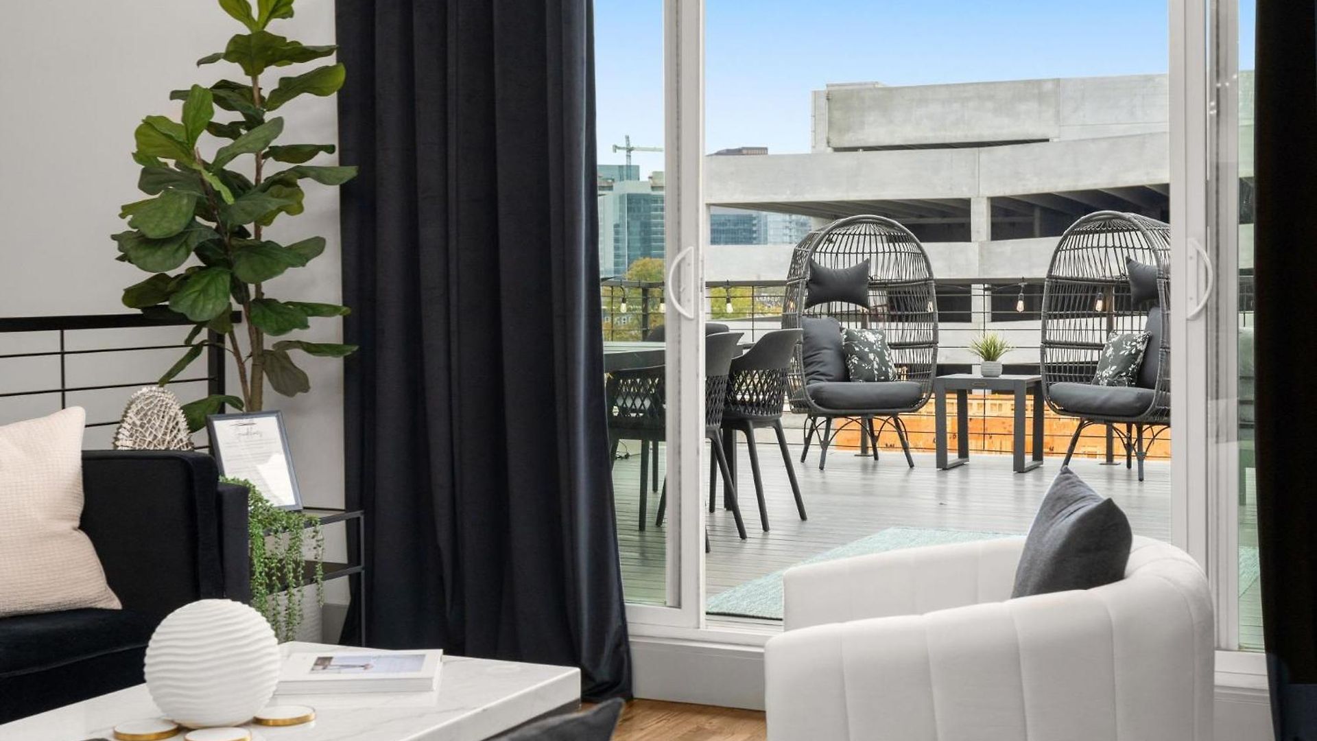 Luxe Getaway With Hot Tub Holiday home Nashville
