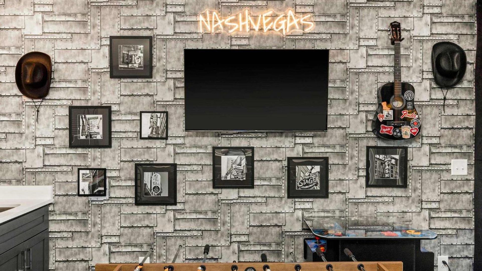 Holiday home 2 Adjacent Luxury Homes Rooftop Decks & Game Nashville