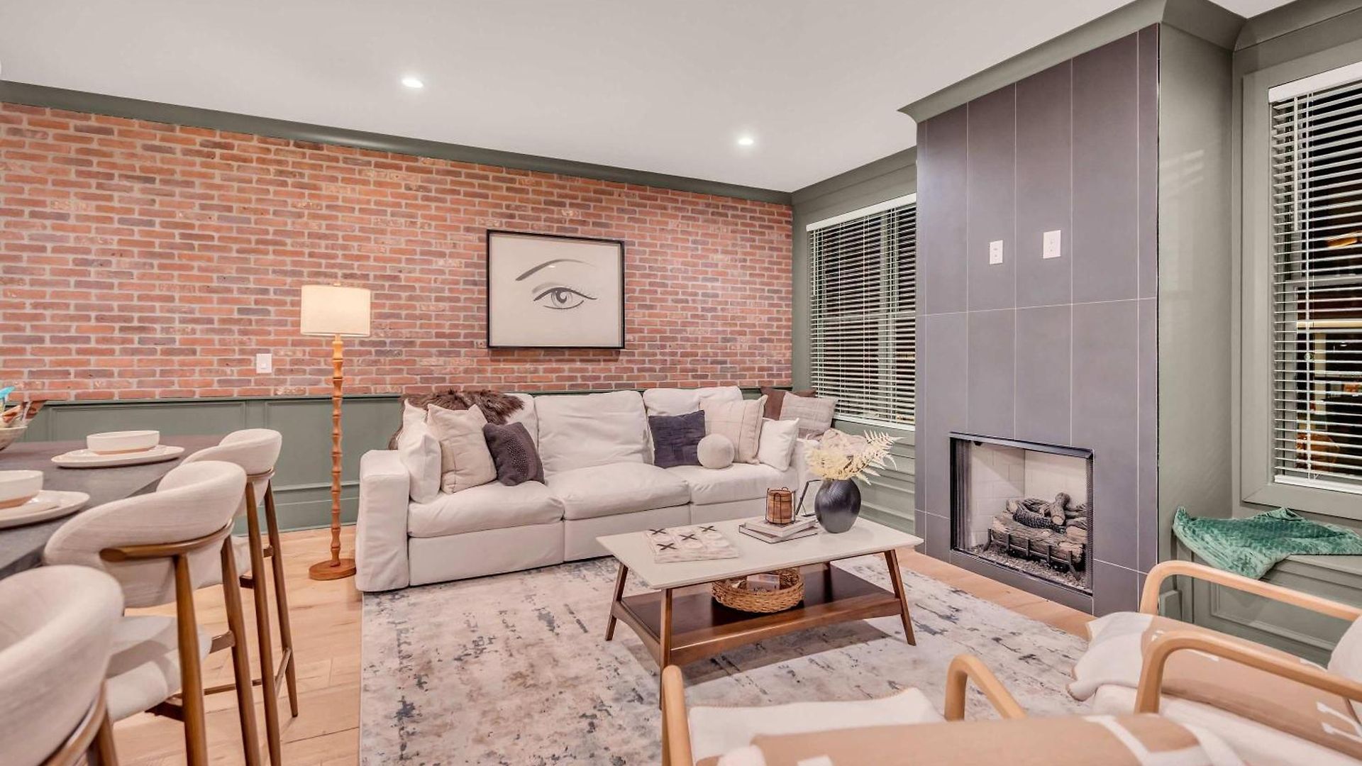 Holiday home New 2 Luxe Townhomes With Rooftops Sleeps 24