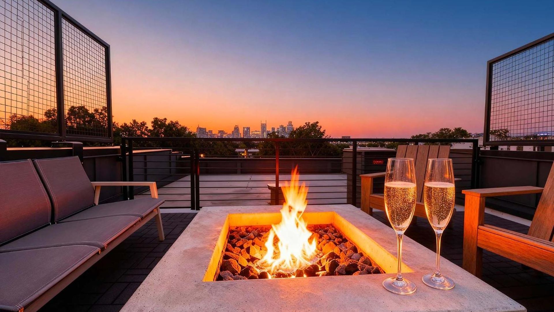 Rooftop Hot Tub Fire Pit 8br Near Broadway Holiday home Nashville