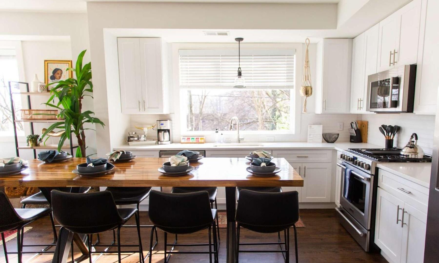 Stylish For 12 8th Ave South 6 Beds Nashville