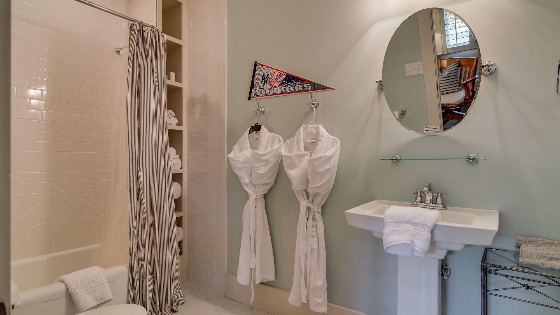 Caroline House Historic 4*
