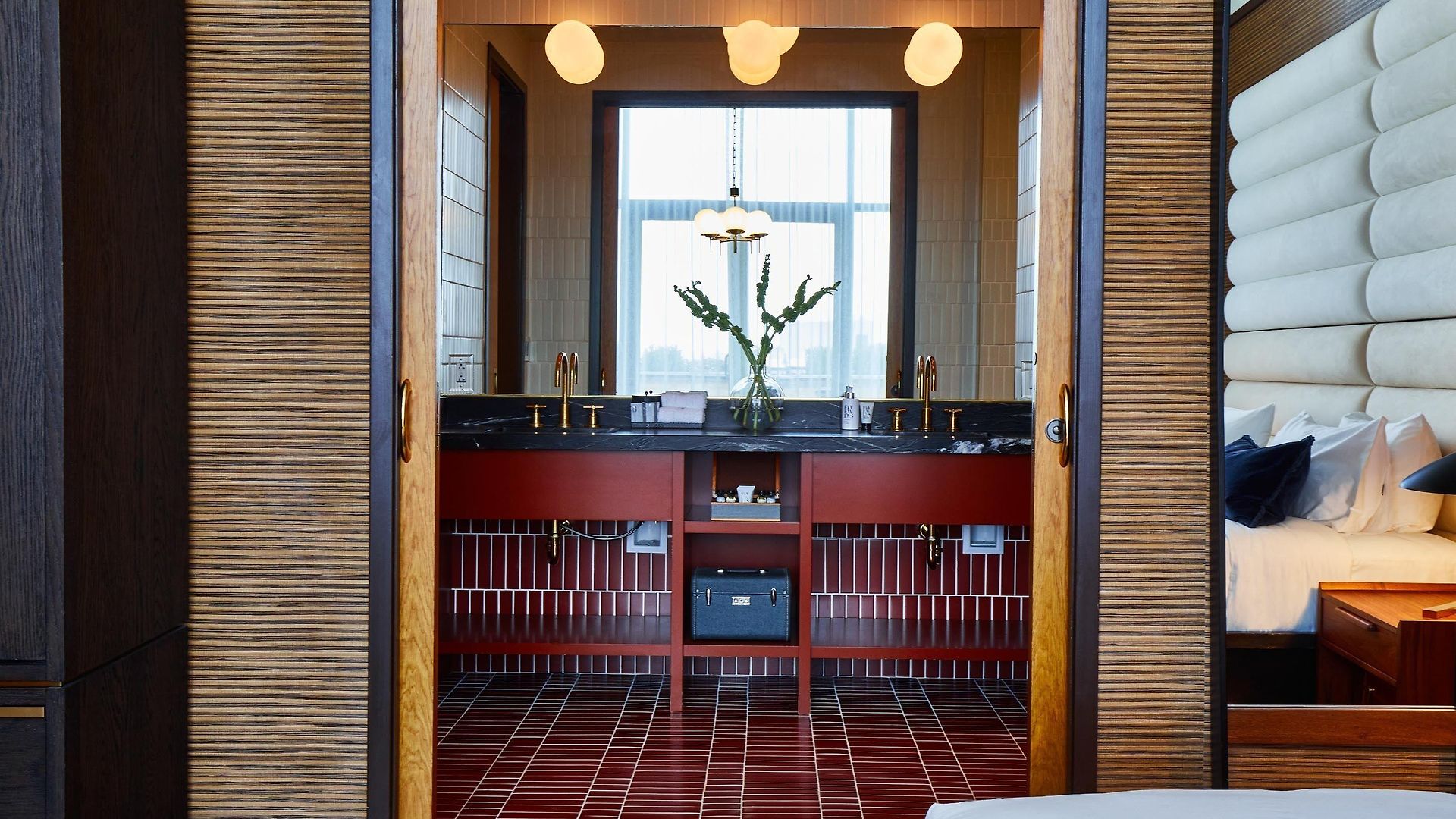 Fairlane Hotel