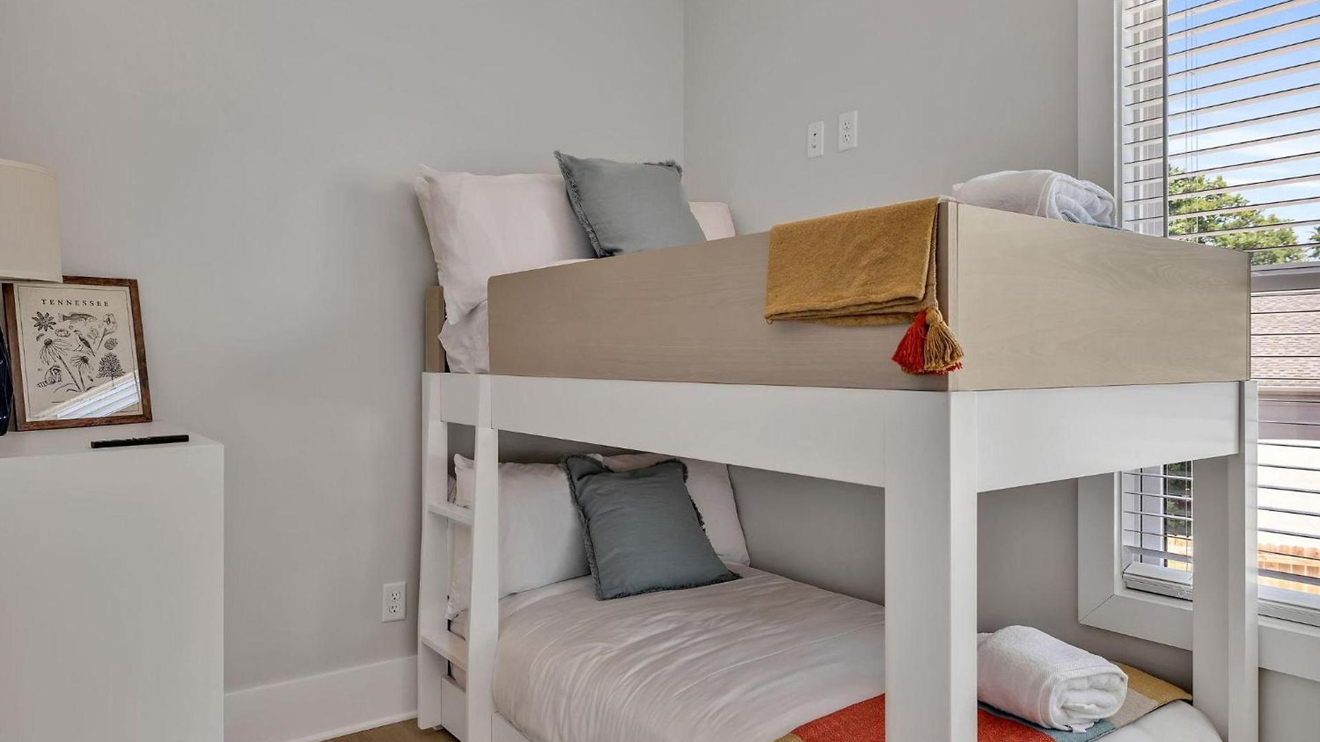 Double Treble - 2 Townhomes - Private Rooftops Holiday home