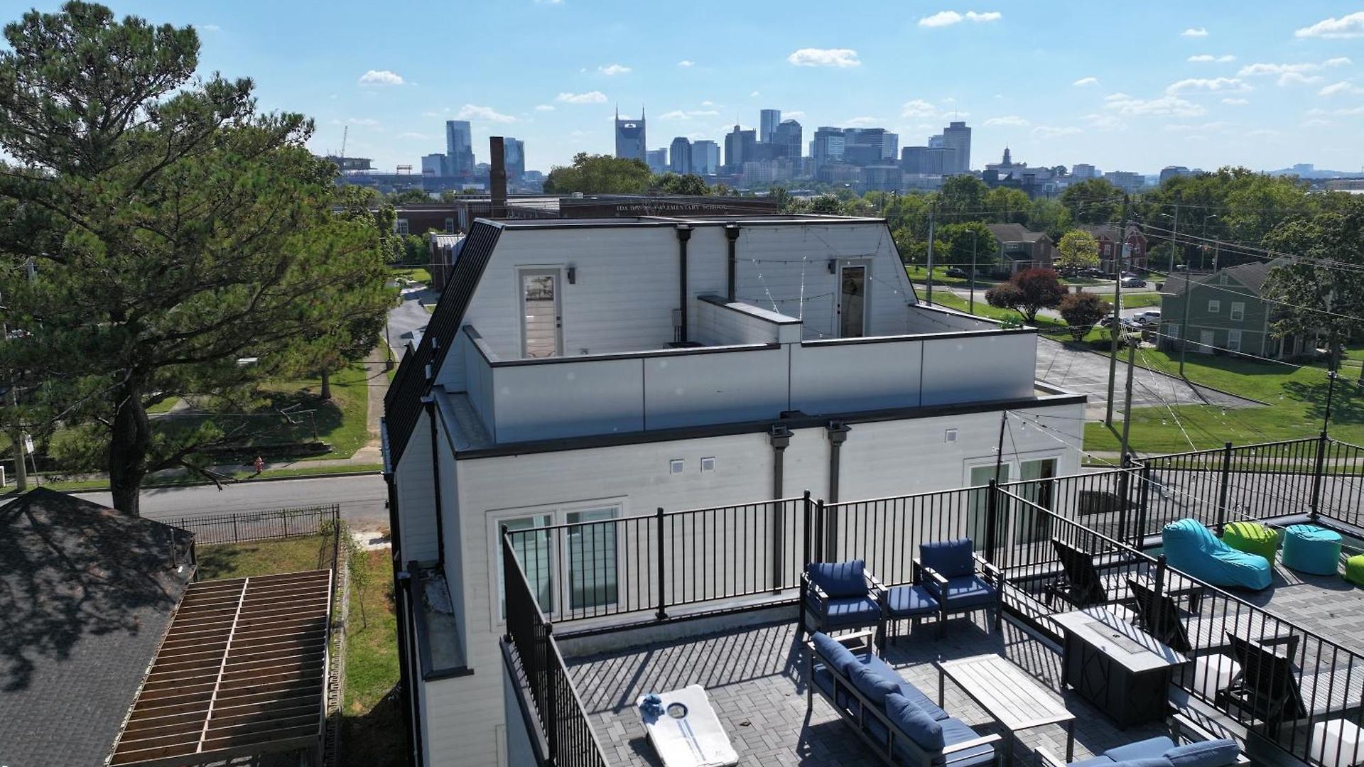 New Elevations Rooftop 5 Min To Downtown Nash Villa