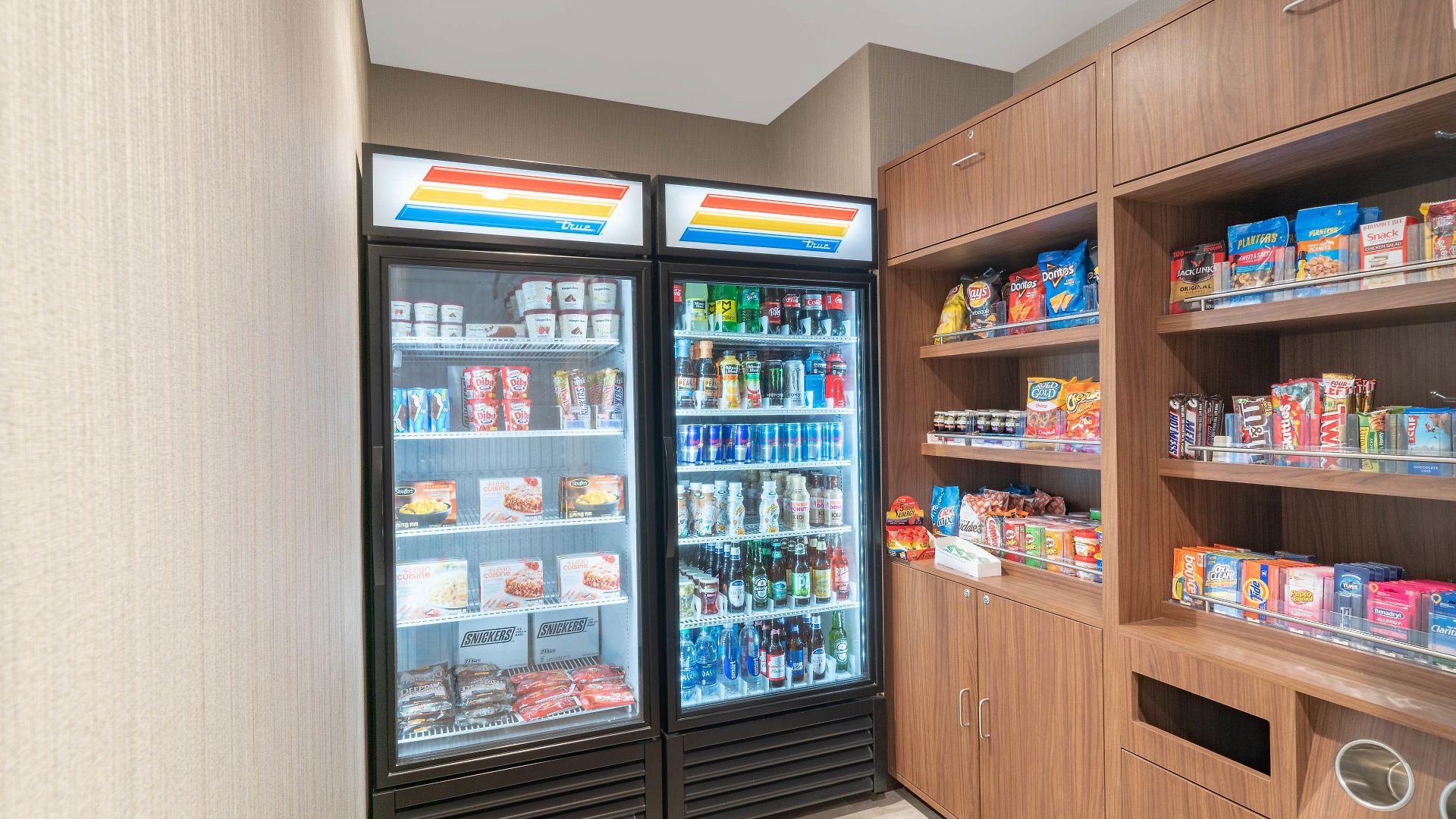 Hampton By Hilton Airport Century Place Nashville
