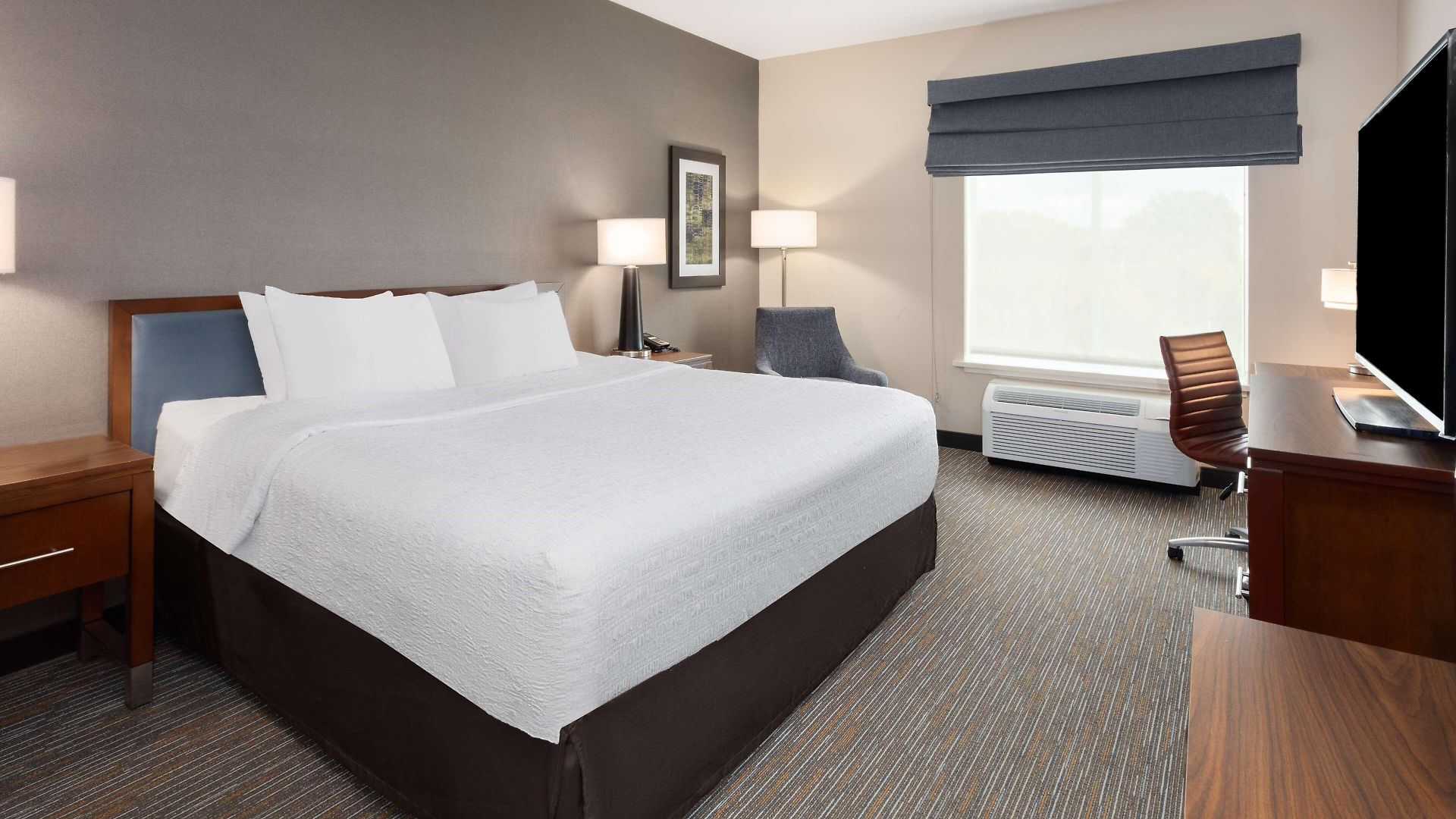 Hampton By Hilton Airport Century Place Hotel Nashville