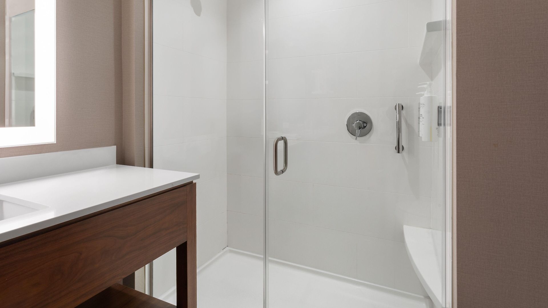 Hampton By Hilton Airport Century Place 3* Nashville