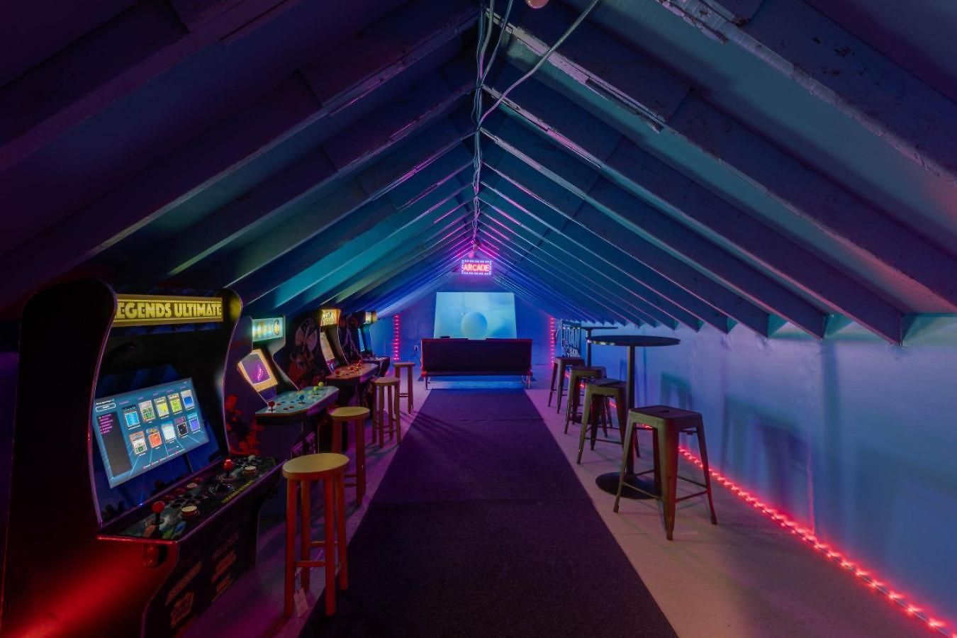 New Playground Hot Tub Games And Broadway Buzz *