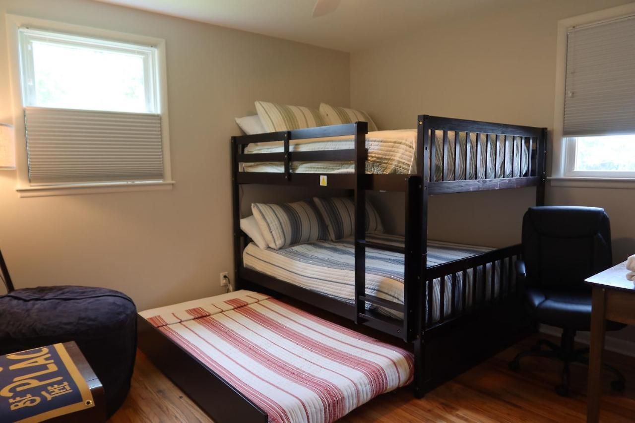Holiday home Casa Azul King Beds Close To Broadway Hot Tub