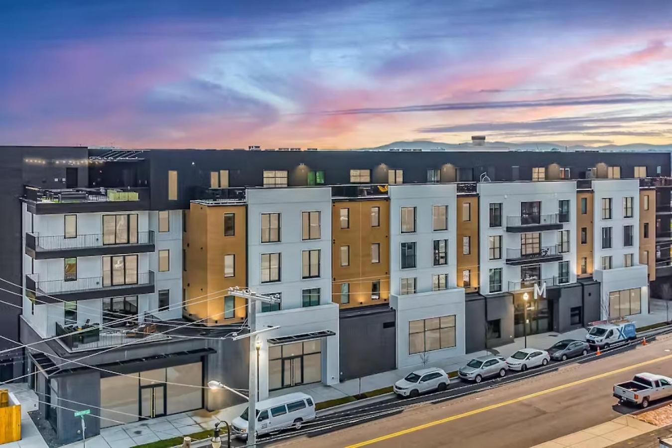 Oasis At The Muse Modern 2br With Balcony & Rooftop Views *