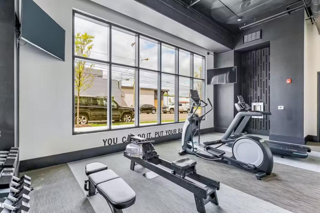 Apartment Oasis At The Muse Modern 2br With Balcony & Rooftop Views Nashville