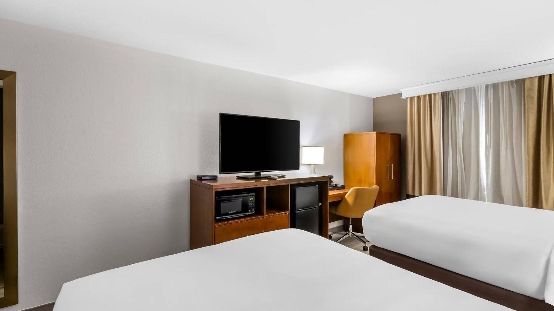 Inn Comfort West