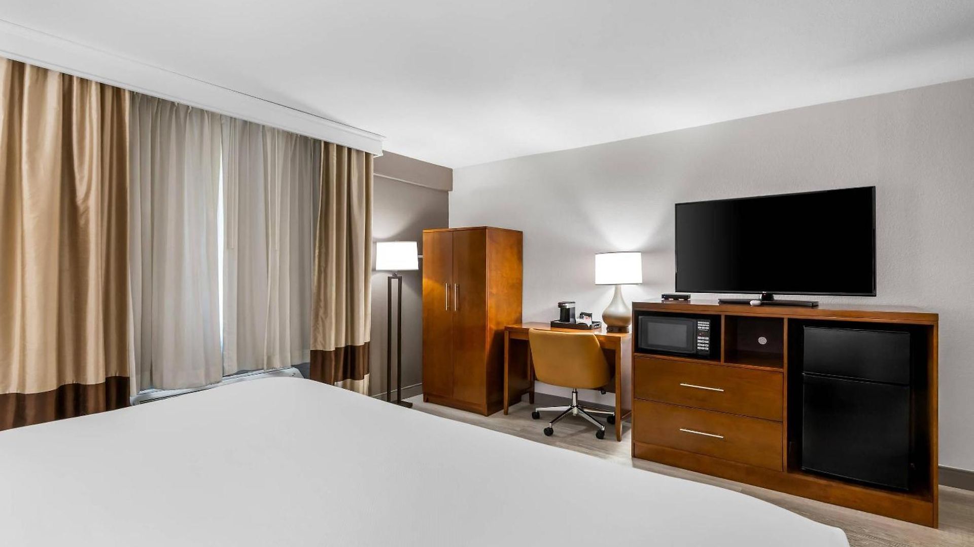 Inn Comfort West