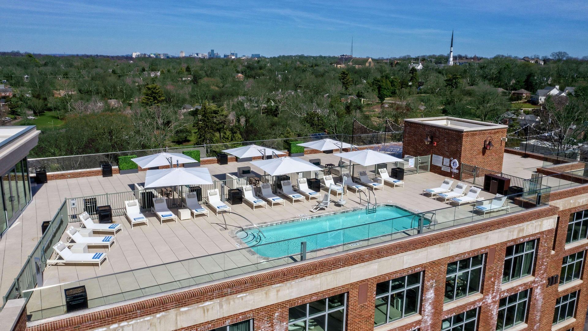 Hotel Hilton Hills 4*