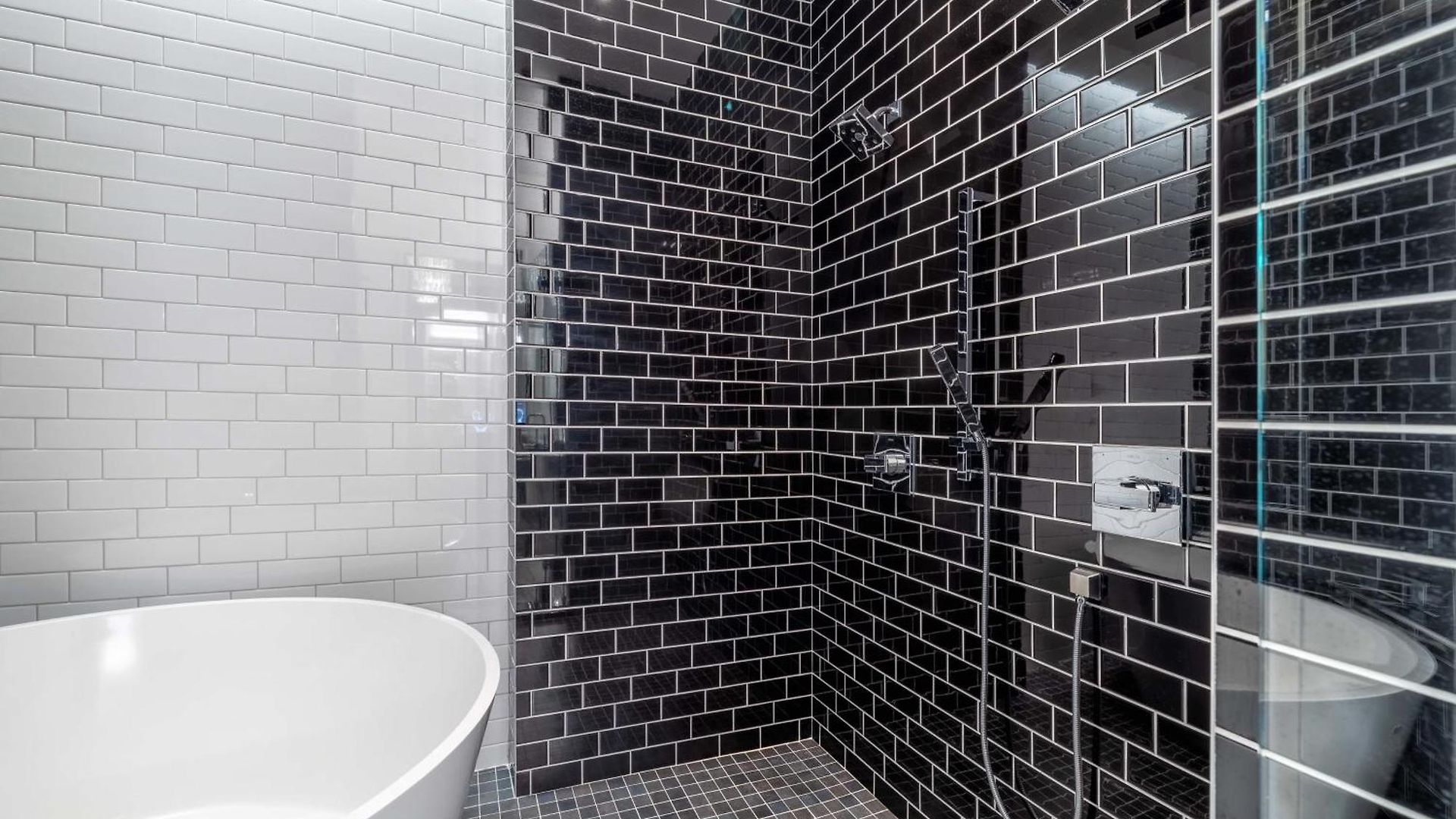 121 By Avantstay Hotel
